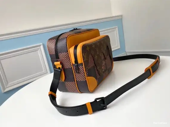 Repzbay VUITTON MESSAGER LOUIS BAG 0628